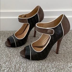 LAMB Maryjane style heels with snap closure